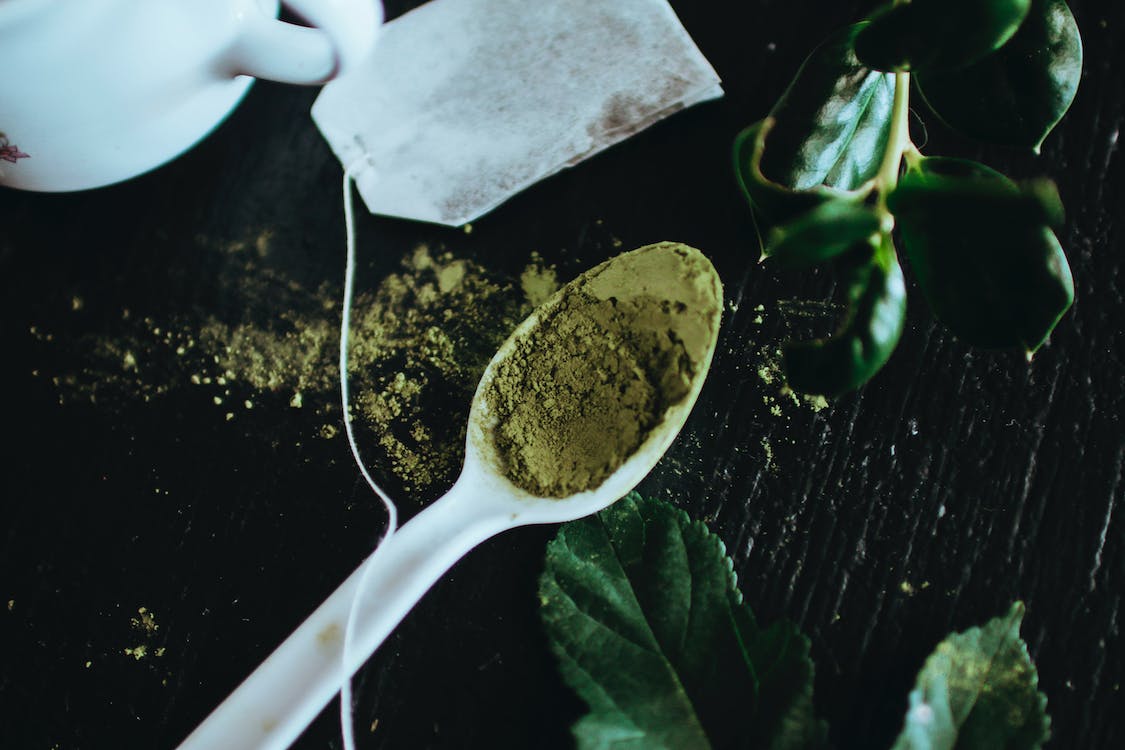 kratom powder extract , liquid extracts , kratom extract products , consume kratom